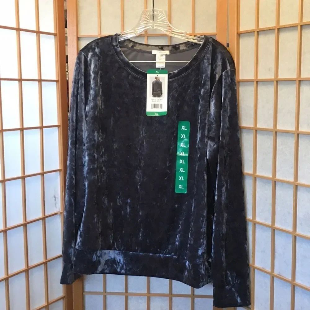 3/$20 Matty M Blue Steel Top